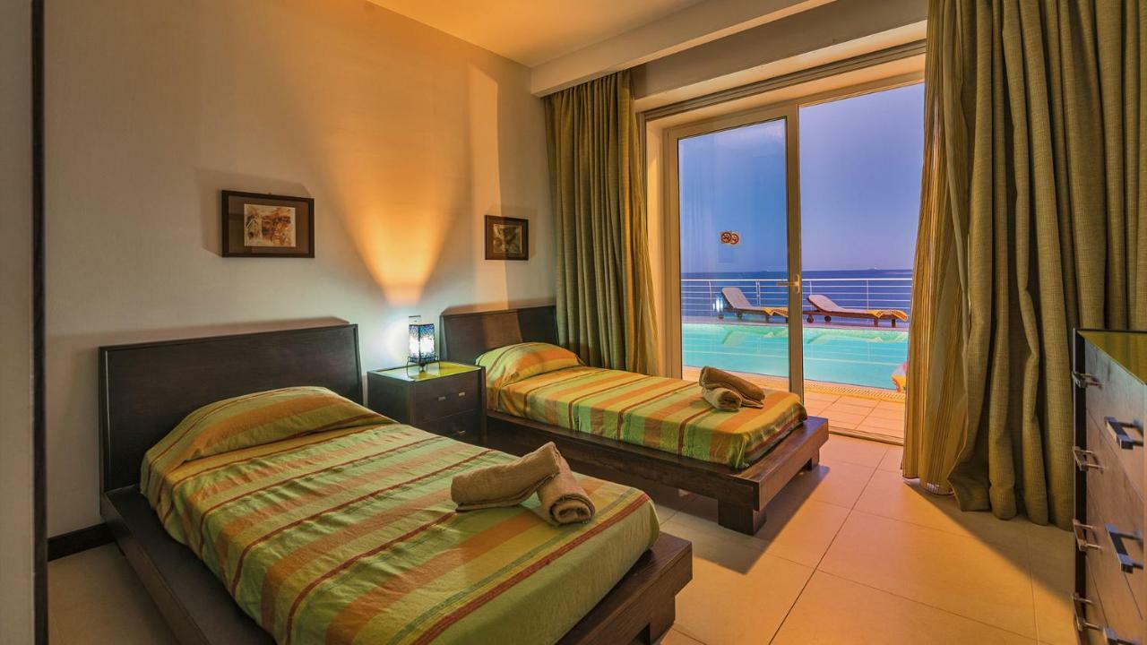 Villa Watersedge *